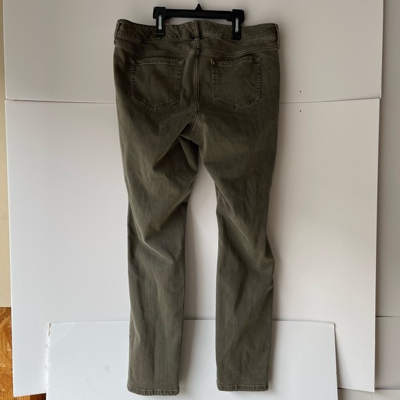 Torrid Boyfriend Jeans Denim Distressed Ripped Skinny Jeans Stretch Pants Sz 14R - Picture 10 of 13